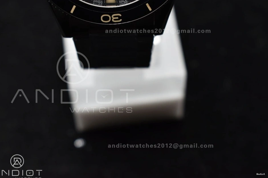 Best Super SS 1:1 300 Edition Heritage Black VSF Seamaster Clone A8912 on Bracelet Dial 0104